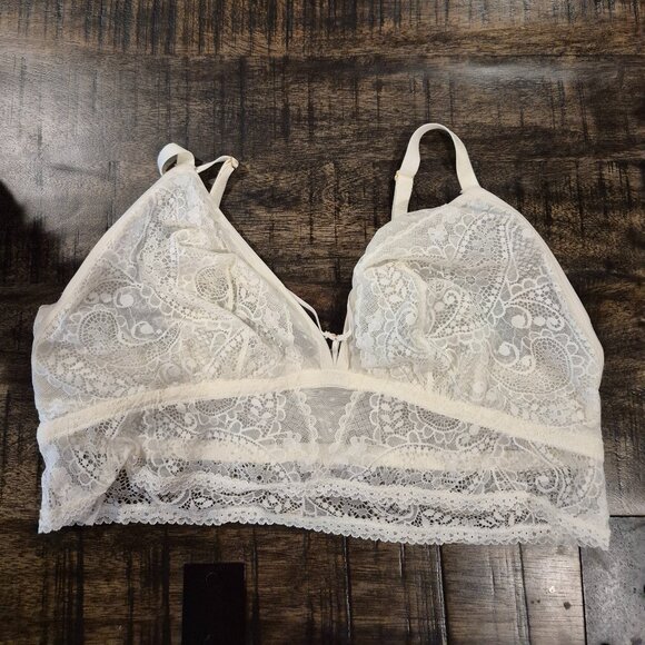 Aerie Paisley Lace Longline Bra in Soft Muslin - Picture 1 of 4